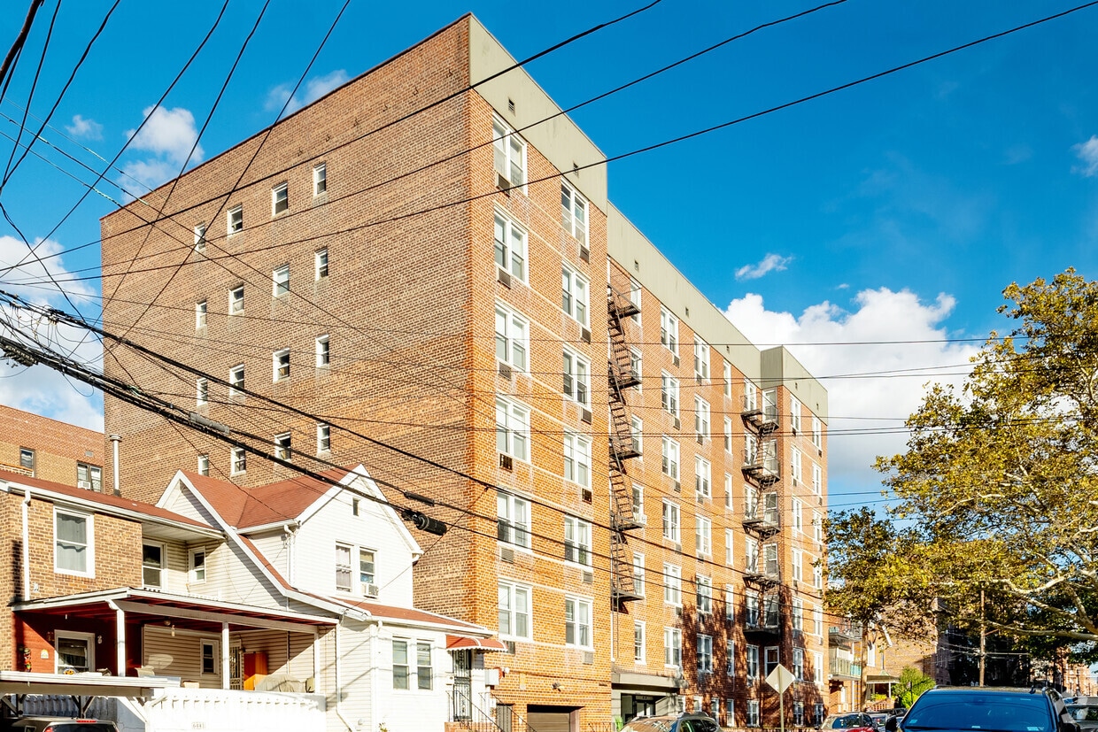 64-49 Wetherole Street - 64-49 Wetherole St