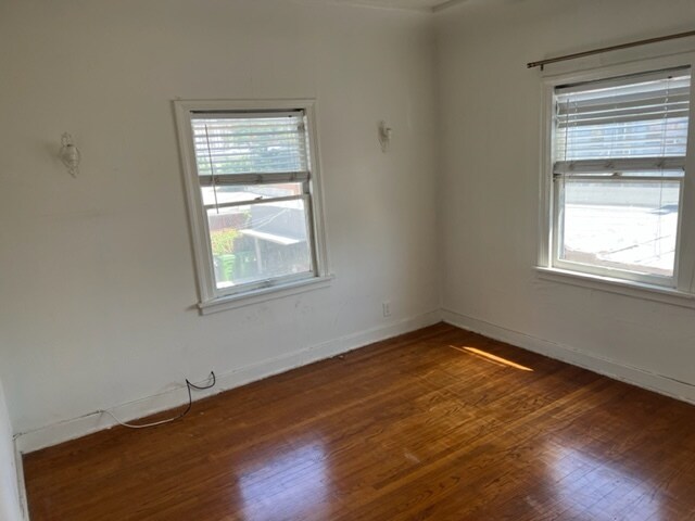 Foto del edificio - 454 N Orange Grove Ave