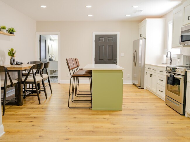 Foto del edificio - 213 Hudson St
