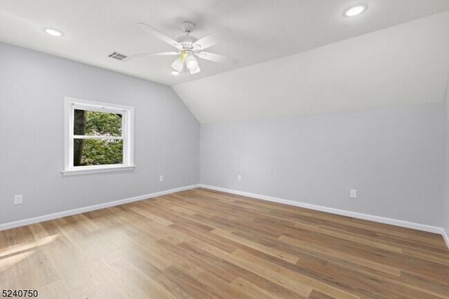 Foto del edificio - 602 Belgrove Dr