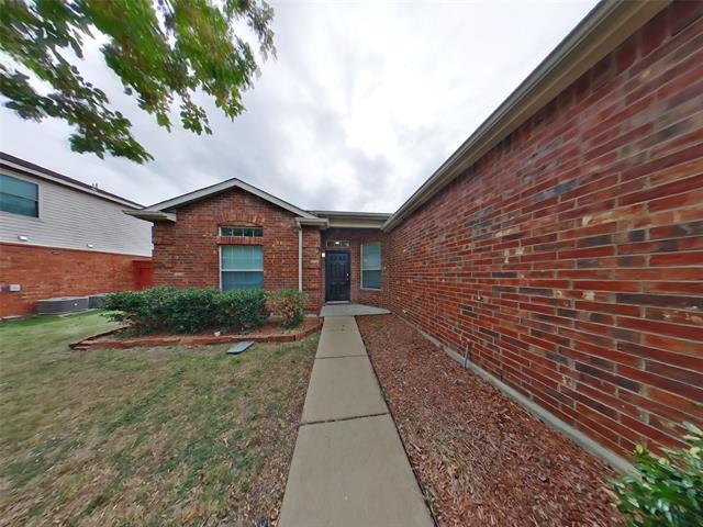 Building Photo - 910 Medina Dr