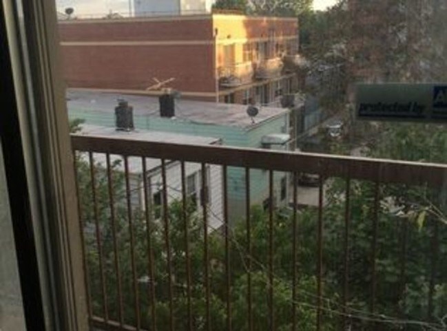 Building Photo - 5512 111th St