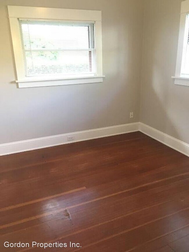 Building Photo - 1 br, 1 bath House - 3815 SE 11th Ave