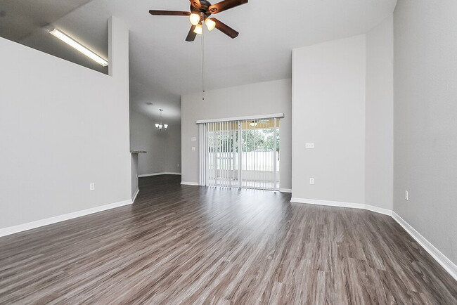 Building Photo - 4668 Great Blue Heron Dr