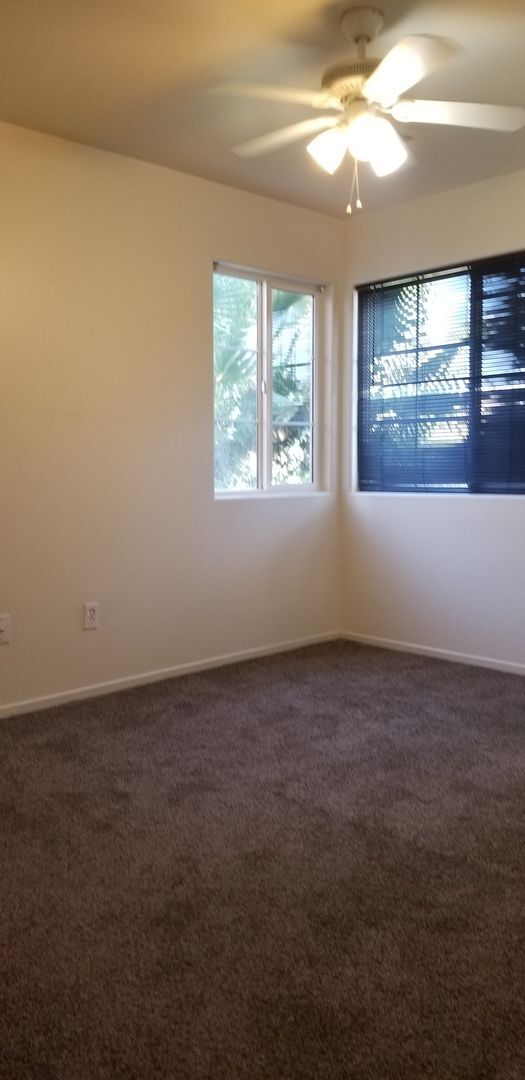 Foto del edificio - 7033 Firebaugh St