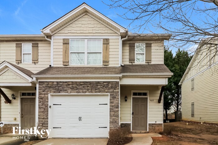 Primary Photo - 4223 High Park Ln