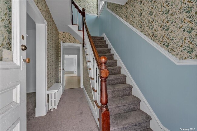 Foto del edificio - 136 Higbie Ln