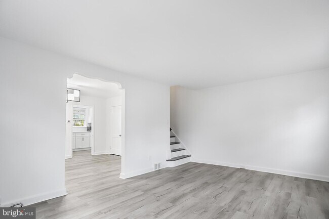 Foto del edificio - 1913 Winton Ave