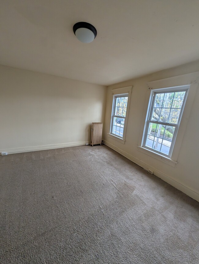 Building Photo - 228 Blackman St