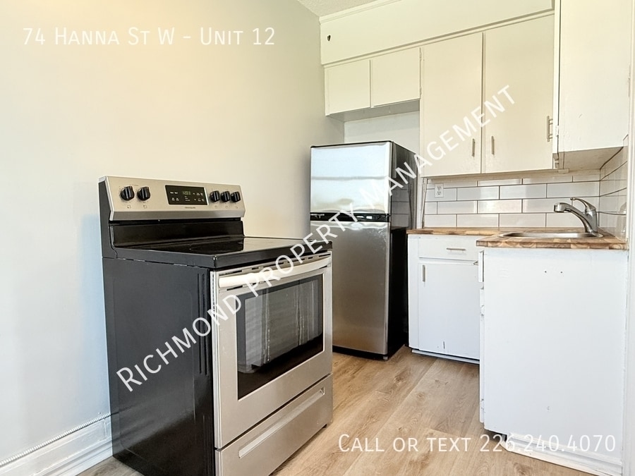 Primary Photo - 74 Hanna St W