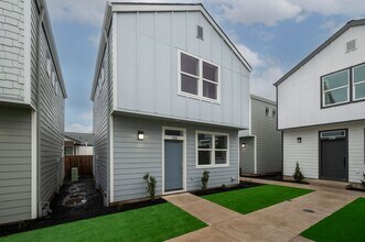 Building Photo - 2790 Crater Ln