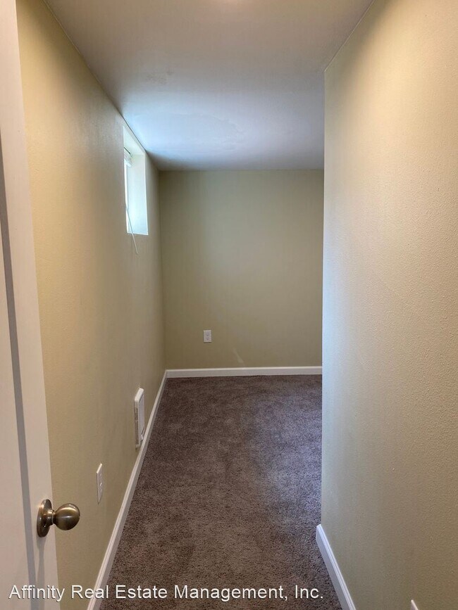Building Photo - 4 br, 2 bath House - 1706 S 55th Street