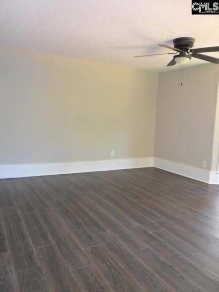 Foto del edificio - 1241b Johnson Ave