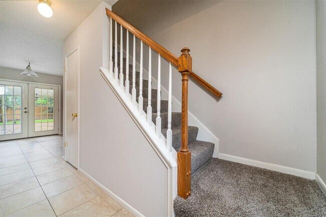 Foto del edificio - 15911 Meadow Village Dr