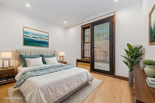 Foto del edificio - 121 E 37th St