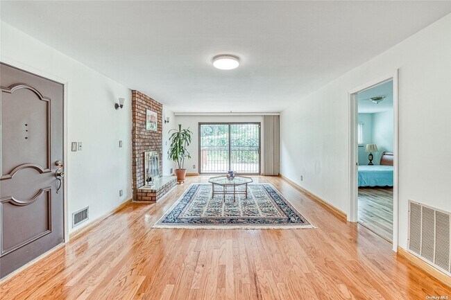 Foto del edificio - 47-18 Glenwood St