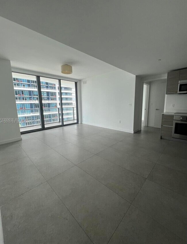 Foto del edificio - 1300 S Miami Ave