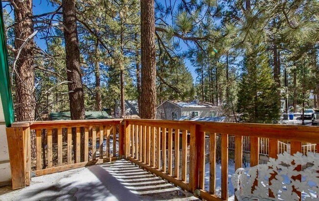 Foto del edificio - 336 W Sherwood