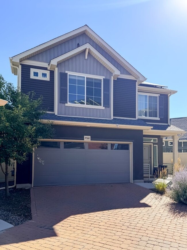 Photo - Beautiful Single Family Home | Aurora