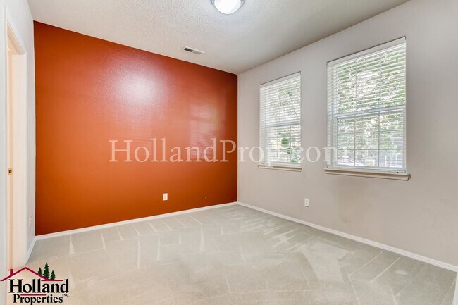 Foto del edificio - 6014 NE Maidstone St
