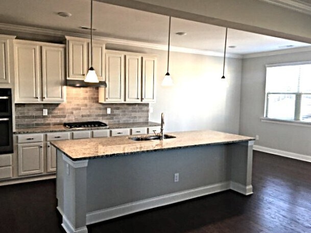 Foto del edificio - 1206 Brooksland Pl