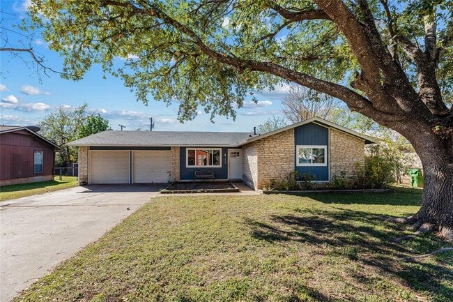 Building Photo - 1515 Glenmeadows Dr
