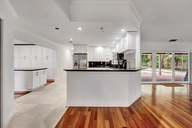 Foto del edificio - 1375 NW 16th St