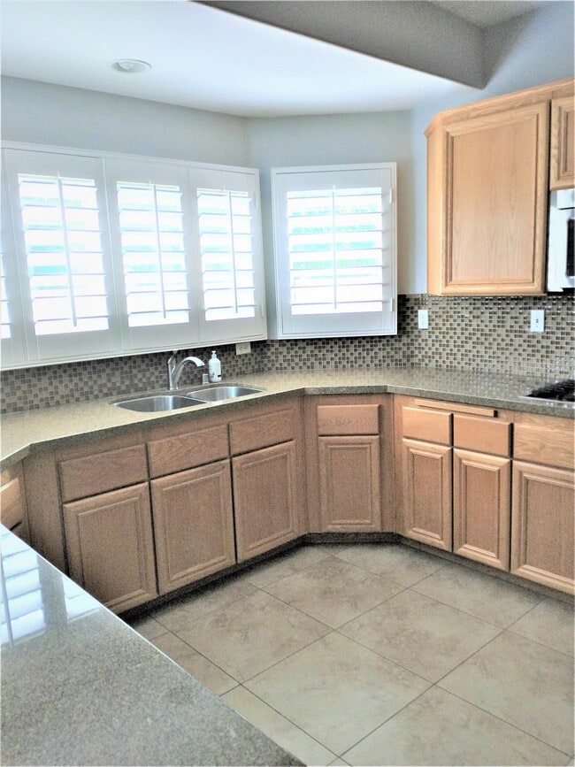 Building Photo - 78724 Como Ct