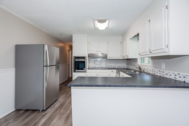 Foto del edificio - Welcoming 3 Bedroom in Bessemer City!