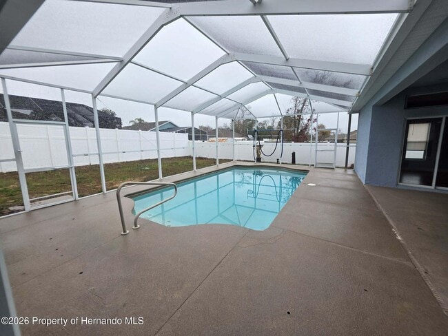 Foto del edificio - 4483 Detroit St