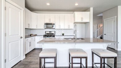 Building Photo - 1111 Coyote Gulch Way