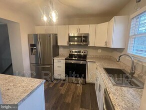 Building Photo - 15730 Piller Ln