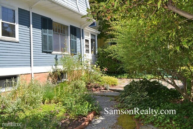 Building Photo - 6 br, 3.5 bath House - 173 George St