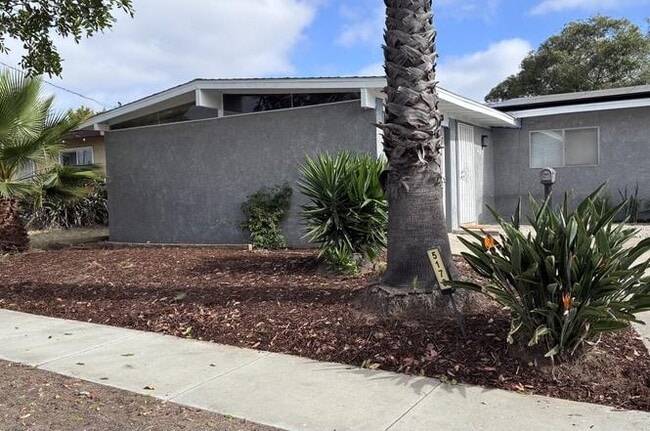 Foto del edificio - 5178 Bowden Ave