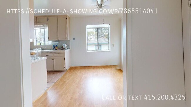 Foto del edificio - Spacious Two Bedroom Duplex in Pacific Grove
