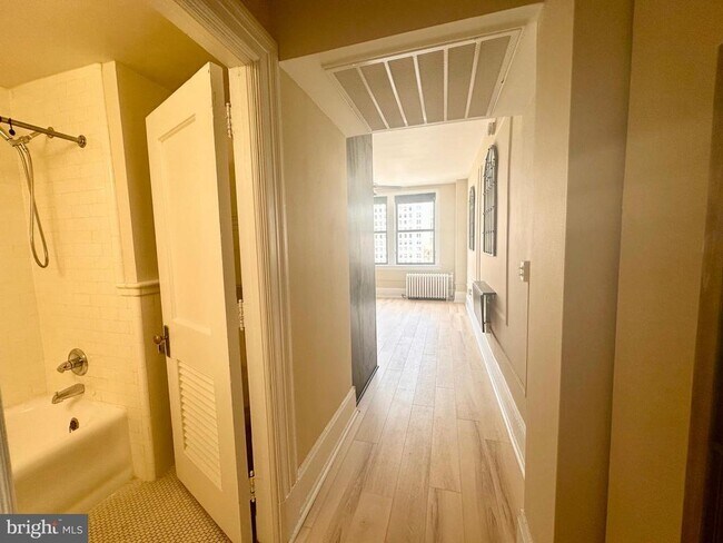 Foto del edificio - 1324 Locust St