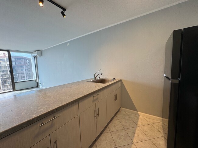 Foto del edificio - 98-500-500 Koauka Loop