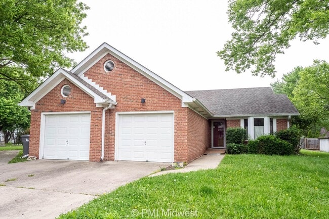 Building Photo - Charming 2 Bed, 2 Bath Indianapolis Rental...