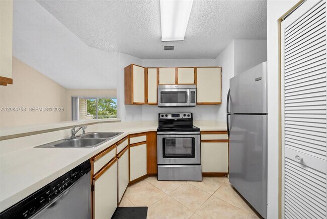 Building Photo - 3405 NW 44th St