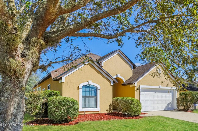 Foto del edificio - 1093 Maple Ln