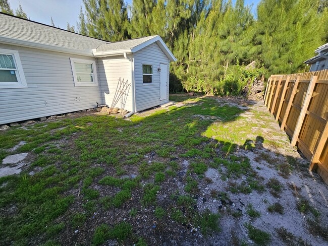 Foto del edificio - 4310 Garden Rd