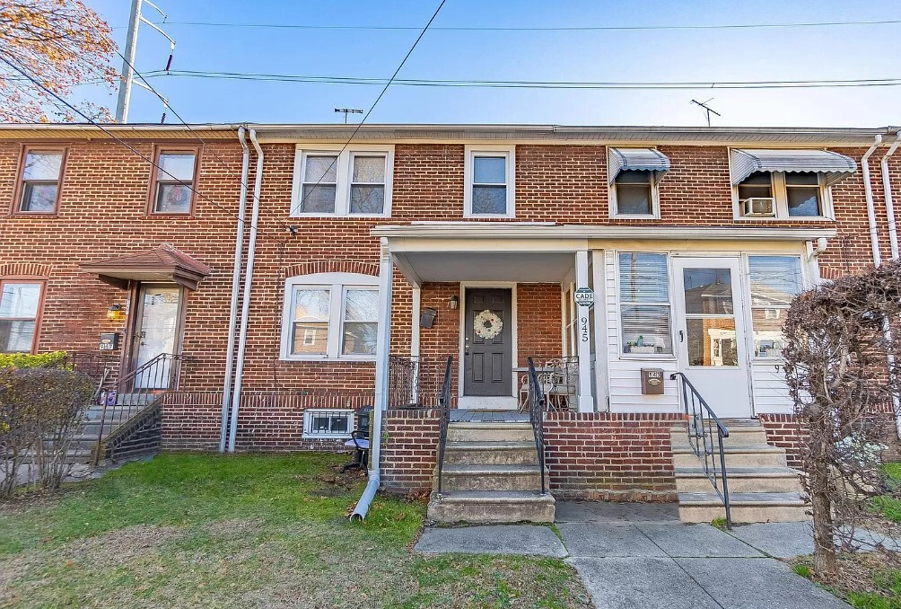 945 E 14th St, Chester, PA 19013 Townhome Rentals in Chester PA