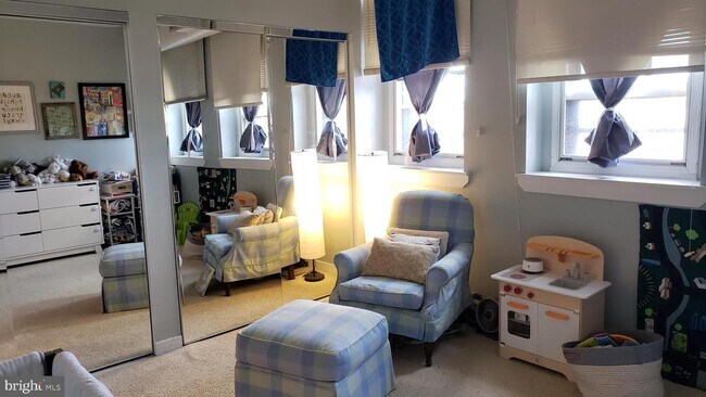 Foto del edificio - 301 Race St