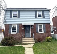 Building Photo - 303 Beebe Rd