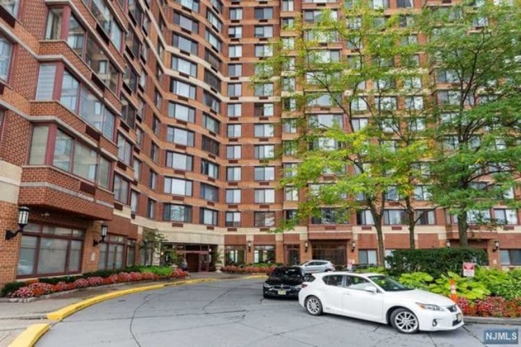 100 Old Palisade Rd Unit 1811, Fort Lee, NJ 07024 Condo for Rent in Fort Lee, NJ
