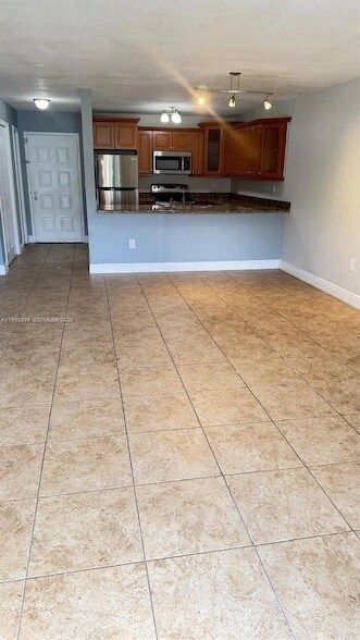 Foto del edificio - 6980 NW 186th St