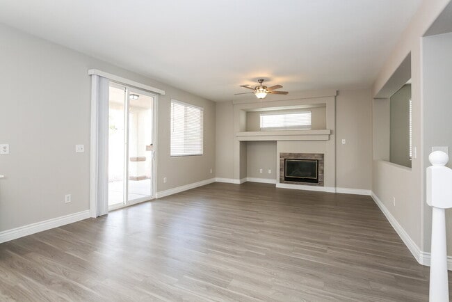 Building Photo - 6516 Plum Orchard Cir