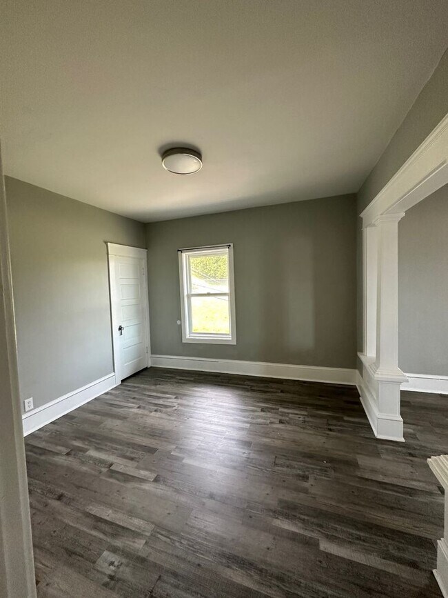 Building Photo - 640-644 8th Street