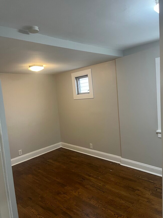 Dormitorio #1 - 112 Chicago Ave