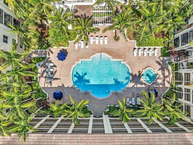 Building Photo - 4303 Renaissance Way